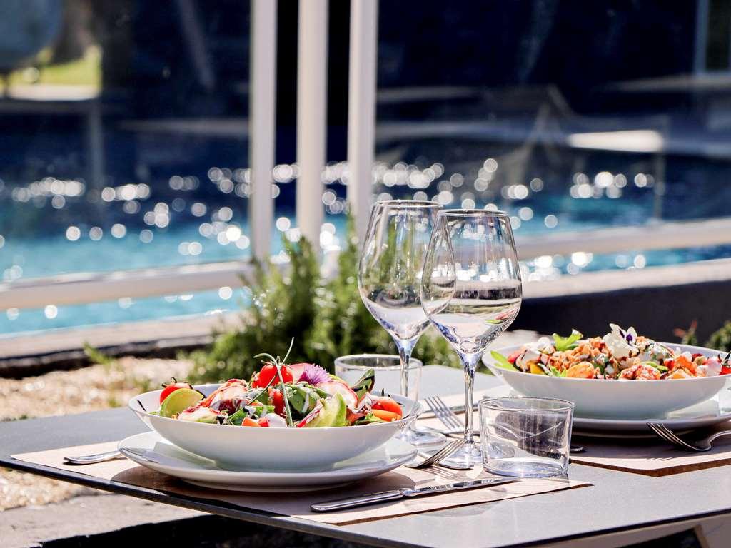 Mercure Pau Palais Des Sports Restaurant bilde