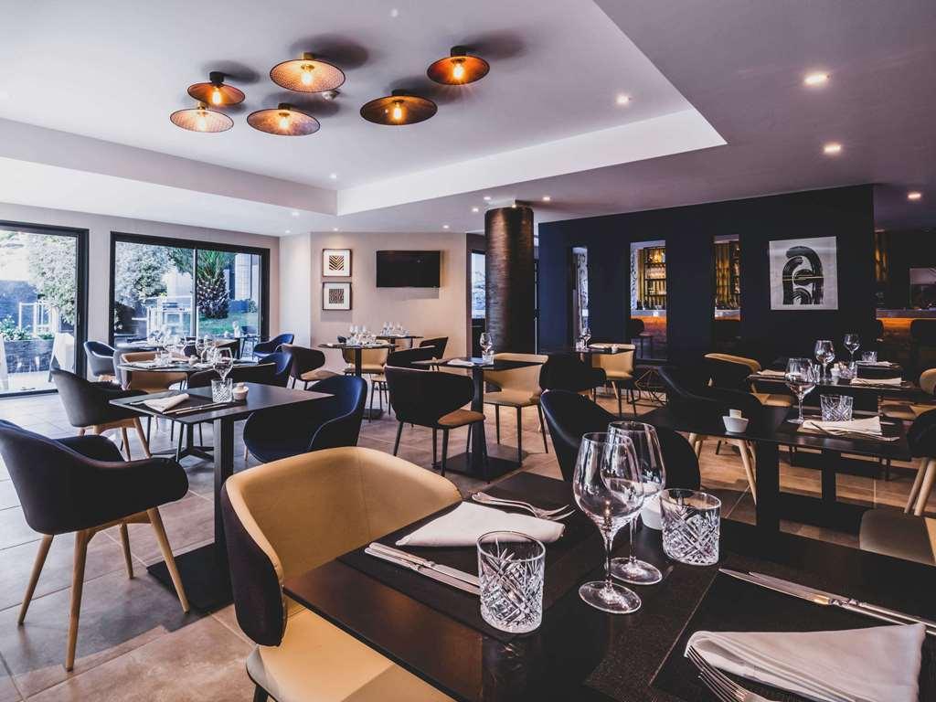 Mercure Pau Palais Des Sports Restaurant bilde