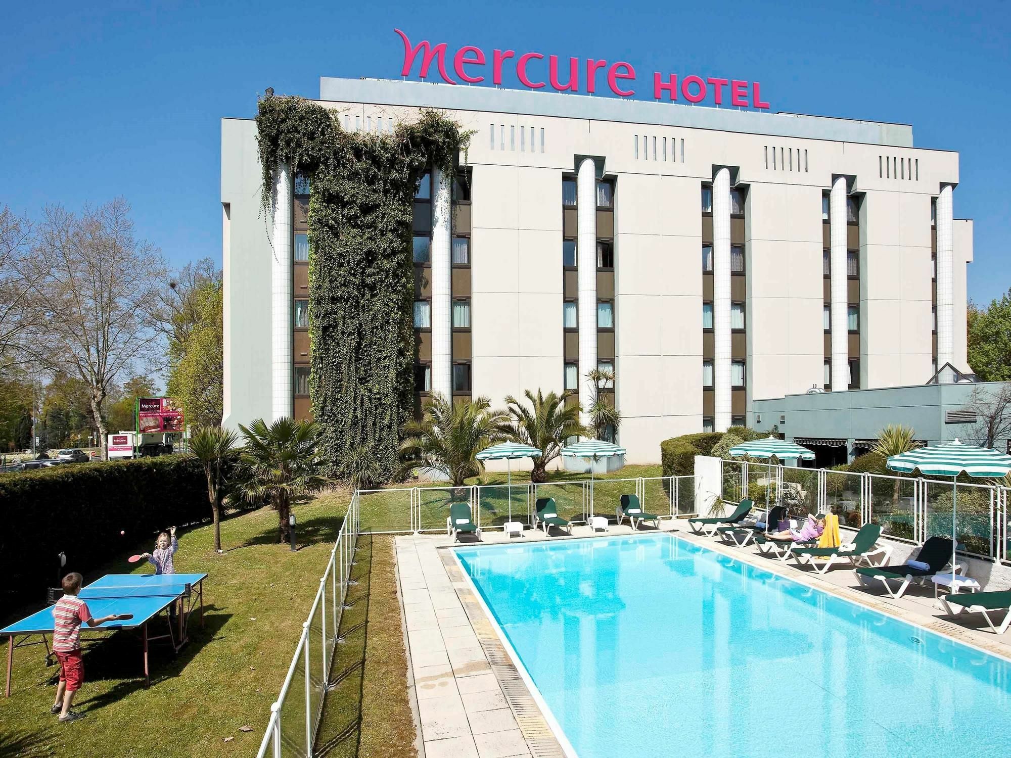 Mercure Pau Palais Des Sports Eksteriør bilde