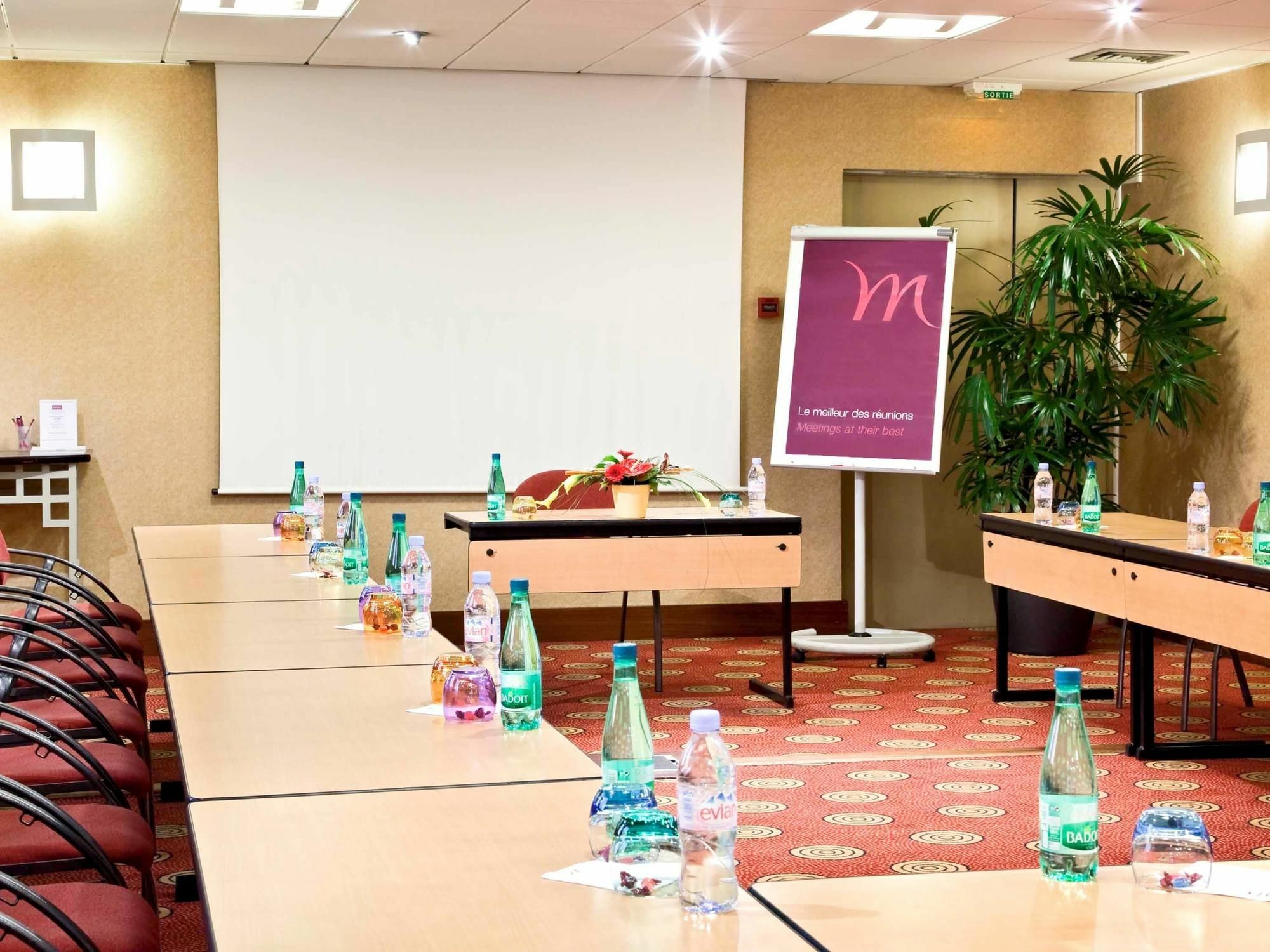 Mercure Pau Palais Des Sports Eksteriør bilde